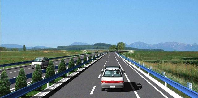 车速120跑高速，探头的真实测速是多少？车友：幸亏知道的早