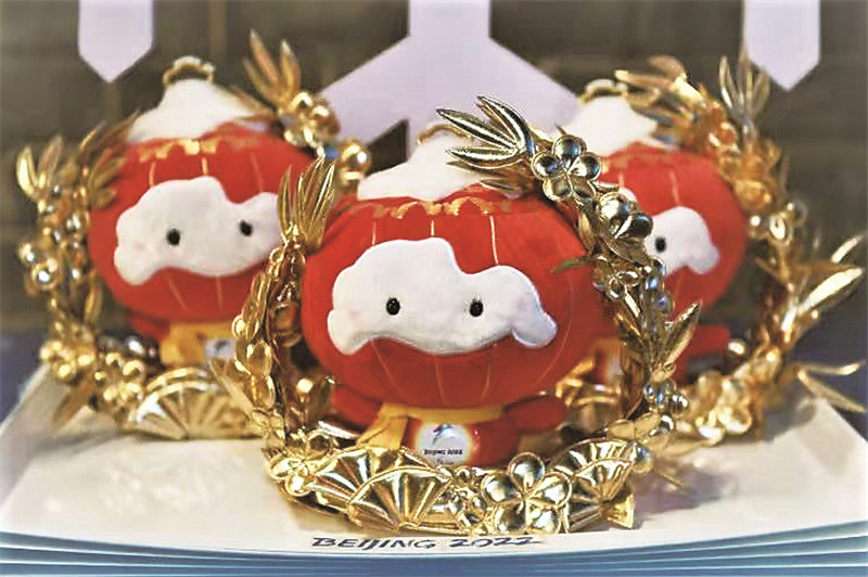 颁奖服装设计系列_北京冬奥会颁奖元素_冬奥会纪念品